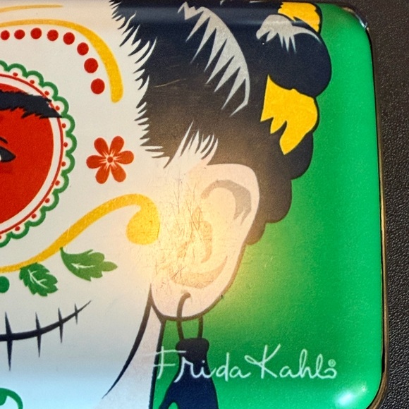 NWT Frida Kahlo Armored Wallet with Floral Design - Picture 6 of 8